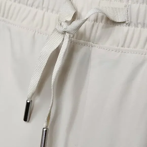 New! Old Navy Go-Dry Warp Knit Nylon High-Rise Joggers Sleektech Pant NWT SZ XL - Picture 4 of 16